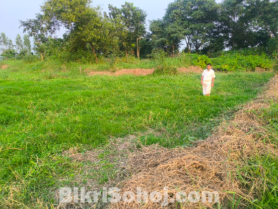 সাভারে ৪ শতাংশ জমি বিক্রয়